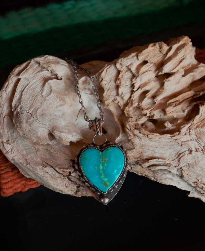 J118 - Large Turquoise Heart Pendant - Image 7
