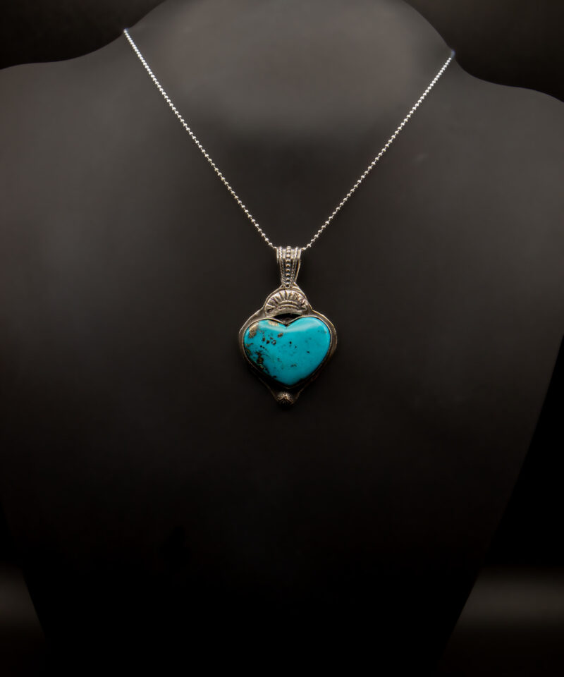 J145 Nacozari Turquoise Heart Pendant - Image 2