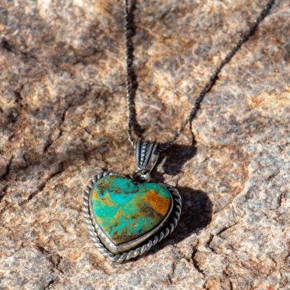 J143 Kingman Turquoise Pendant