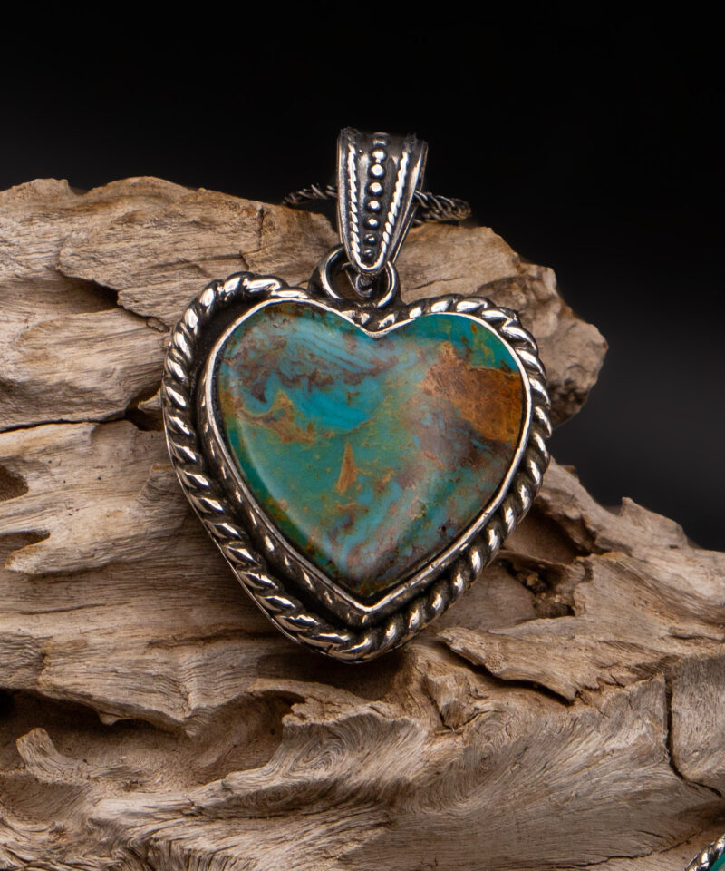 J143 Kingman Turquoise Pendant - Image 5