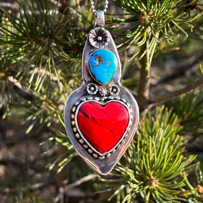 J160 Large Rosarita Heart with Sierra Bella Turquoise