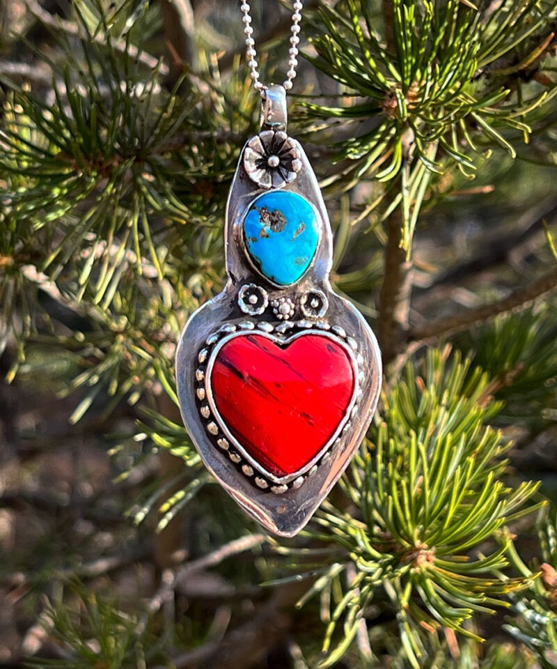 J160 Large Rosarita Heart with Sierra Bella Turquoise