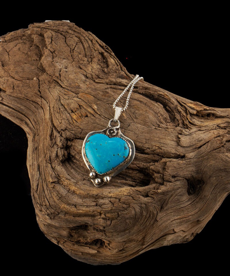 J157 Kingman Turquoise Heart with Flower & Beads - Image 5